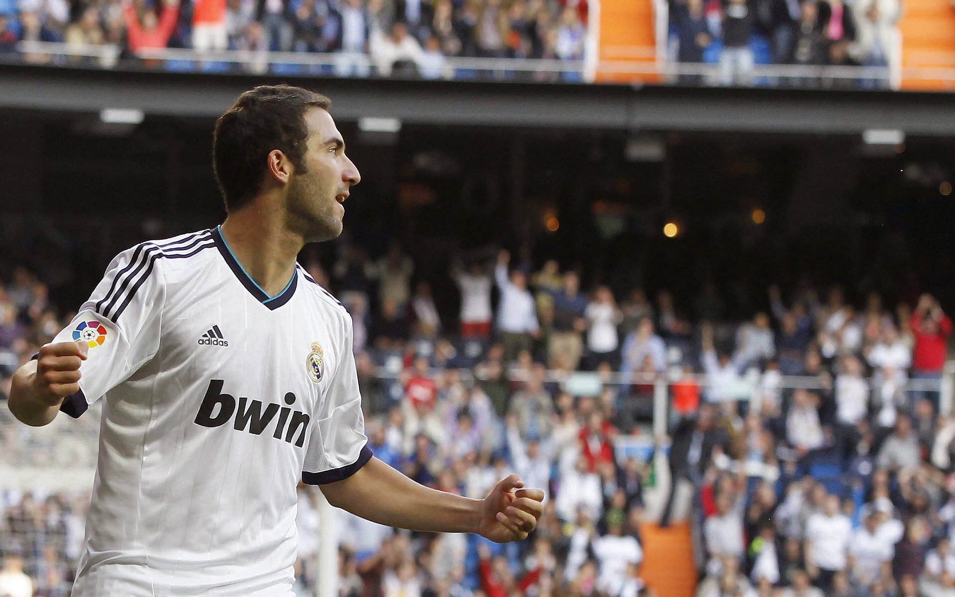 勇士主场大胜马刺，库明加砍下生涯新高32分，勇士签约库明加