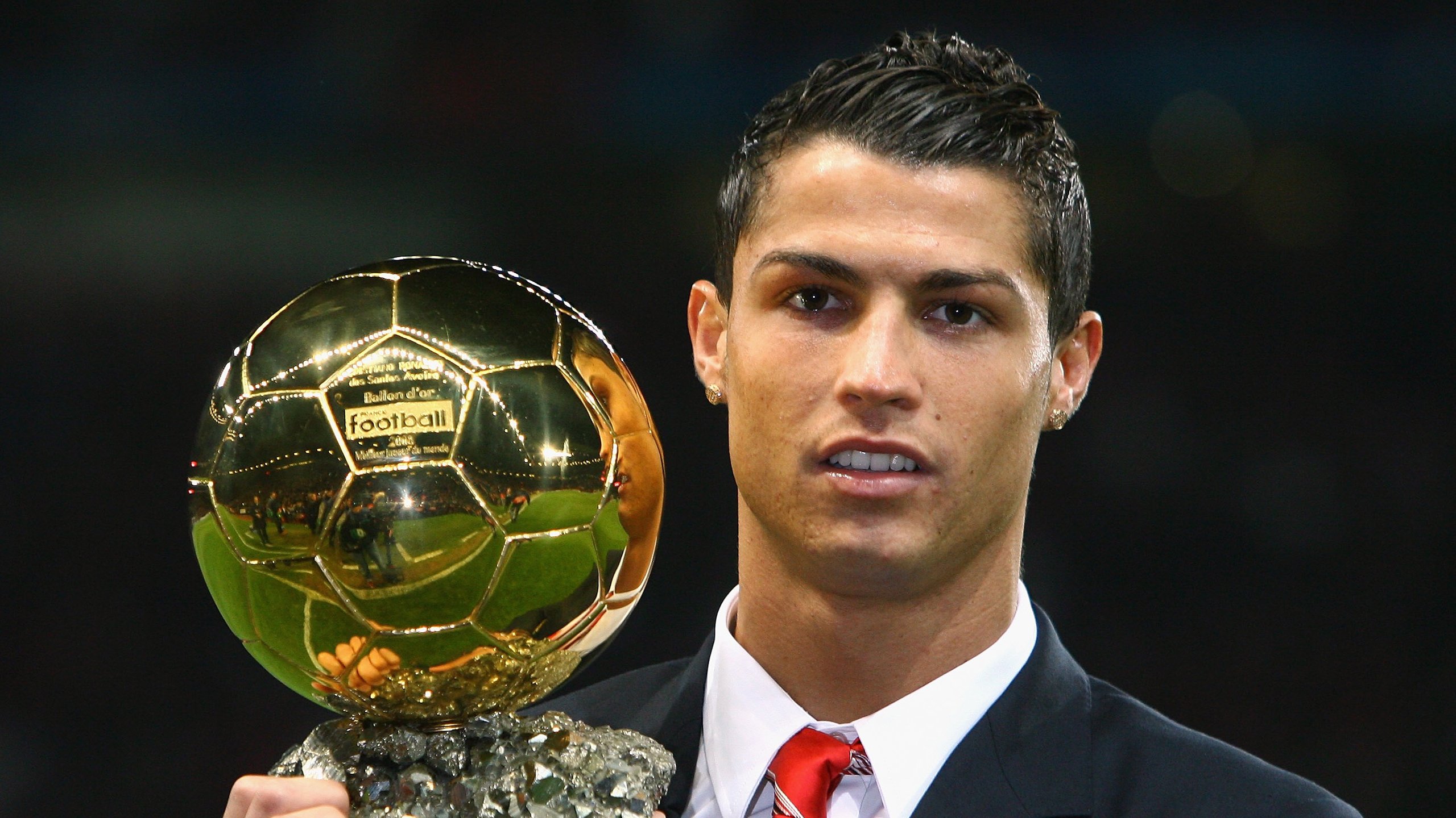 精彩比拼打破僵局，赢得掌声与赞誉，打破僵局的话术